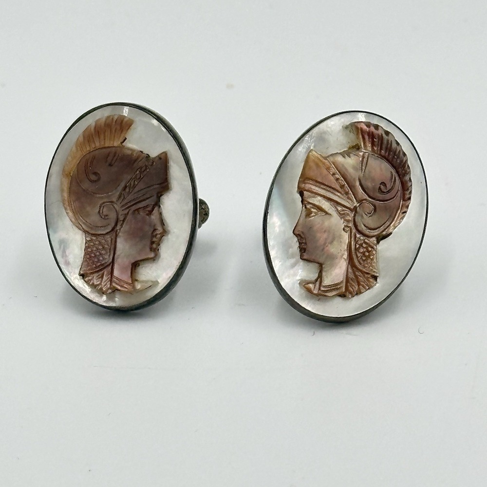 Vintage Mid-century MOP Abalone Cameo Roman Warrior/Centurion Cufflinks Preowned